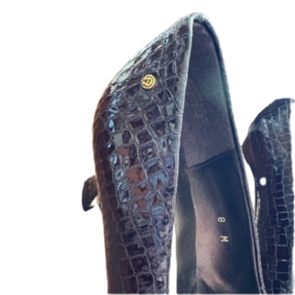 Franco Sarto Women's Brown Croc-Embossed Leather Pumps - Picture 8 of 10